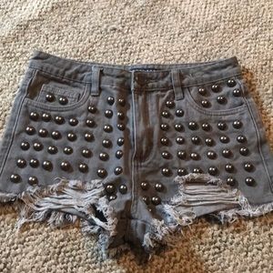 Junior’s Studded Shorts Size 5 Fashion Nova